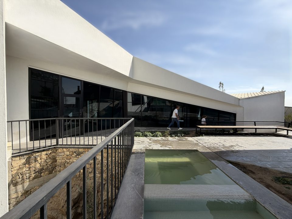 Rock Villa By Raad Group